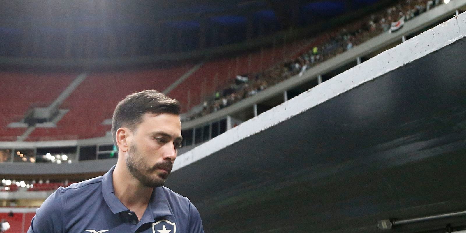 Botafogo anuncia saída do técnico italiano Davide Ancelotti