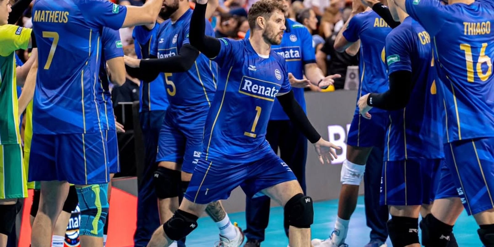 Campinas encara italiano Perugia na semi do Mundial de Clubes de Vôlei