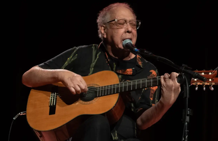 TV Brasil reexibe show no Cena Musical em homenagem a Jards Macalé