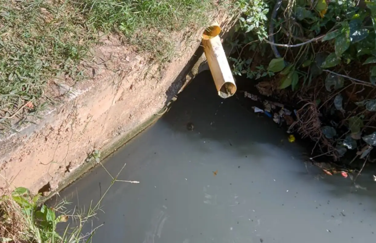 Quilombo em Cabo Frio denuncia despejo de esgoto na comunidade