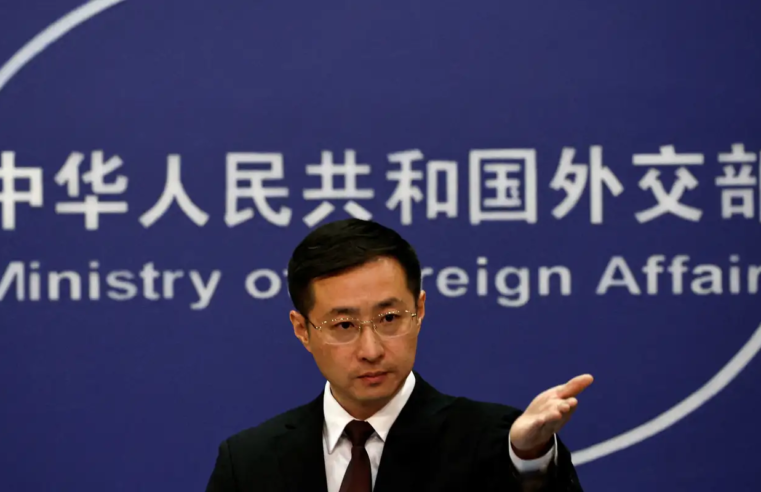 China diz que interceptação de navios pelos EUA é "violação grave"