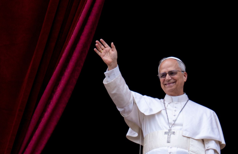 Papa Leão XIV defende paz desarmada espelhada em luta de Cristo