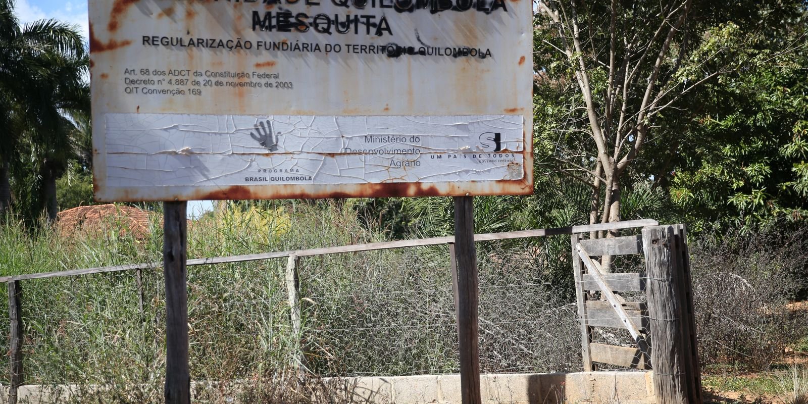 Reconhecida, comunidade quilombola em Goiás quer saída de fazendeiros