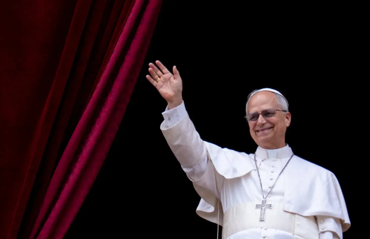 Em 1º sermão de Natal, papa lamenta condições dos palestinos em Gaza