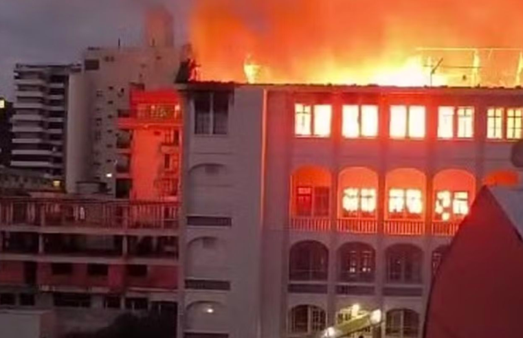 Colégio Marista, em Santa Maria (RS), é atingido por incêndio