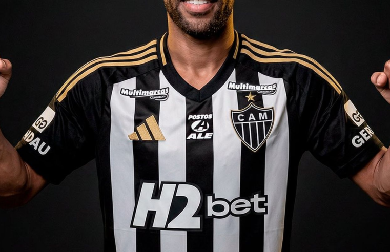 Atlético-MG anuncia o lateral-esquerdo Renan Lodi