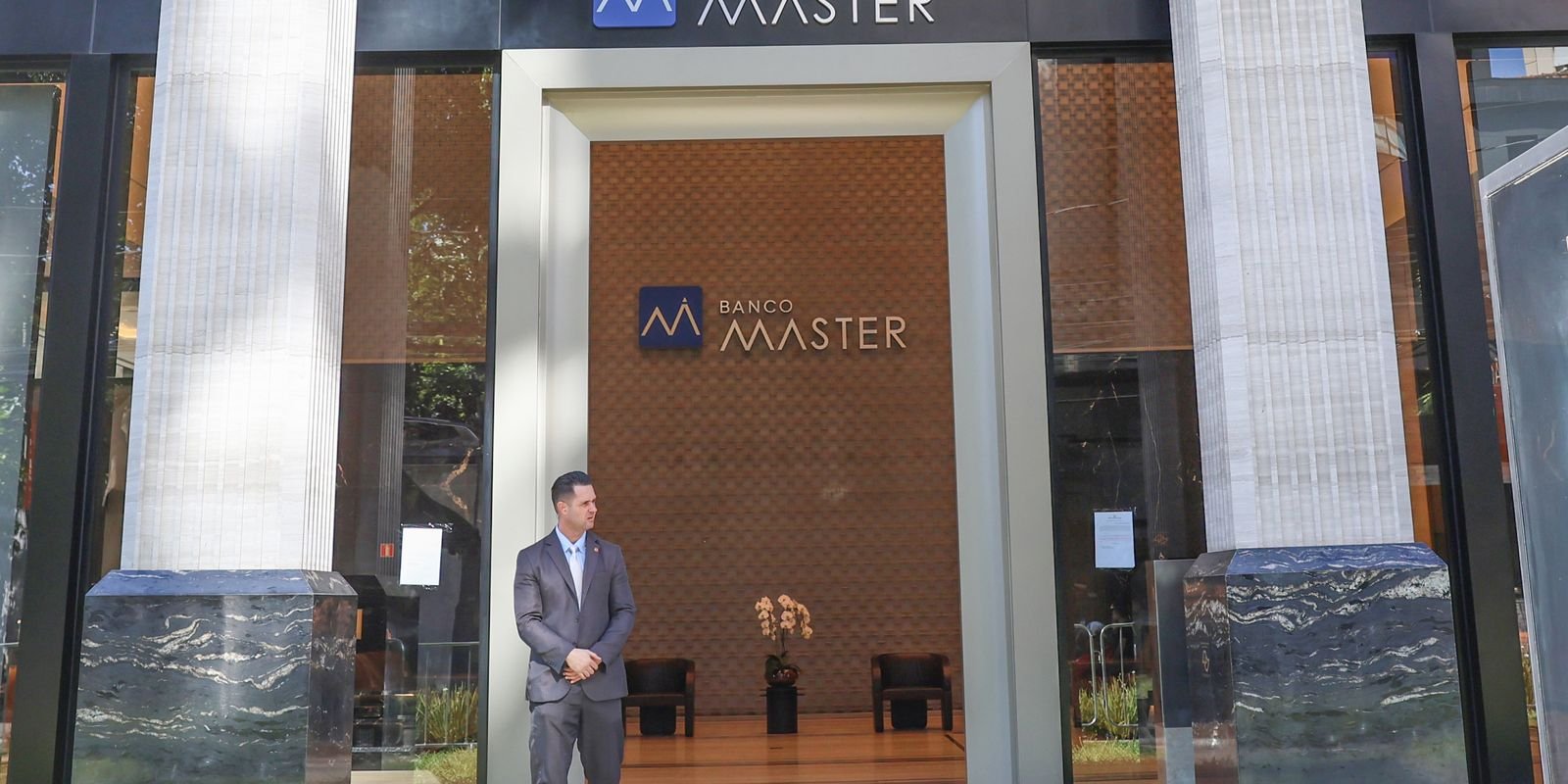 Justiça dos EUA reconhece liquidação do Banco Master e bloqueia ativos