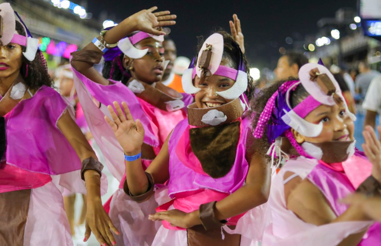 Escolas mirins se apresentarão nos ensaios na Marques de Sapucaí