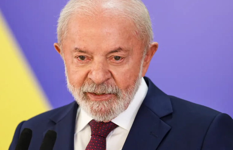 Lula diz que salário mínimo é baixo, mas aponta importância de direito