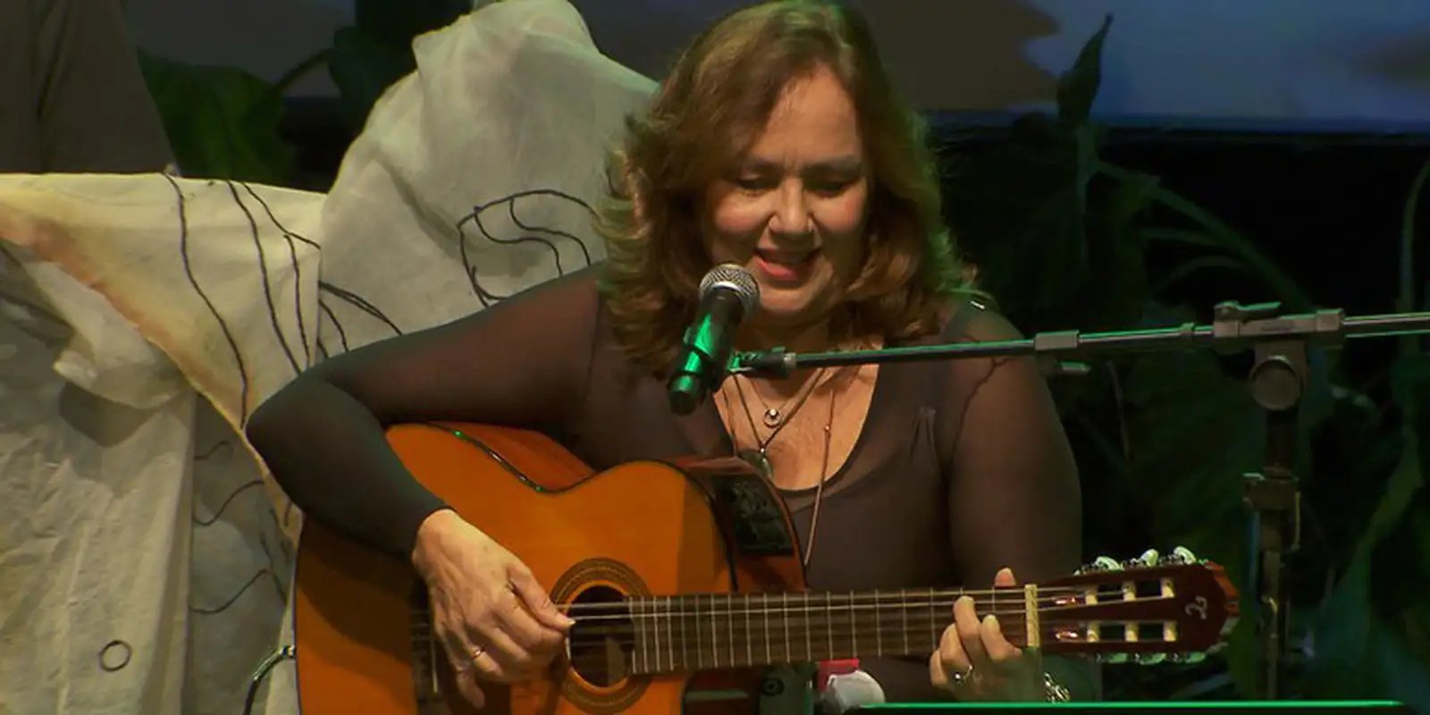 TV Brasil: Jane Duboc celebra a Bossa Nova no programa Cena Musical