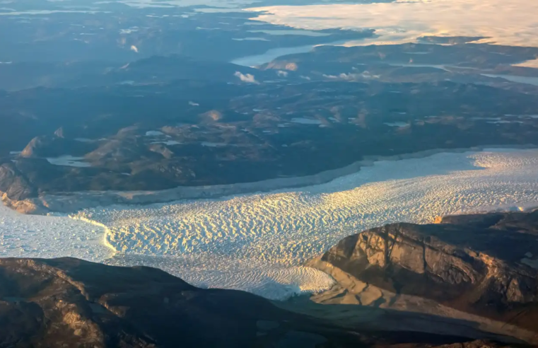 Trump quer tarifar países europeus contrários à compra da Groenlândia