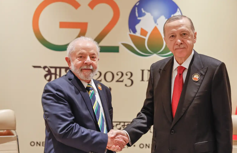 Lula e Erdogan, presidente da Turquia, conversam sobre Gaza e COP