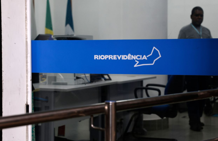 Cláudio Castro exonera presidente da Rioprovidência