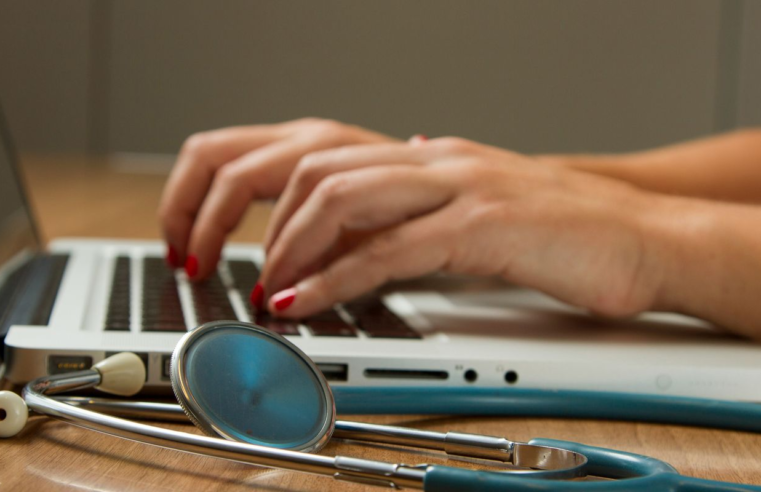 Enamed reforça importância de fiscalizar cursos, dizem especialistas