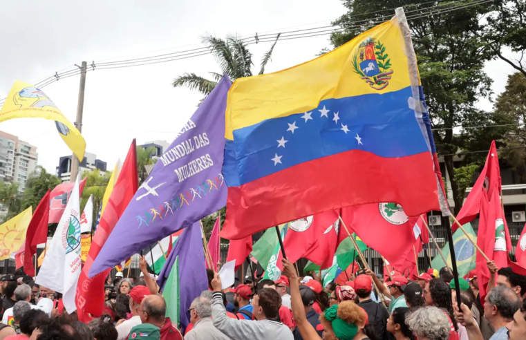 Protesto em SP pede soltura de Maduro e autonomia da Venezuela