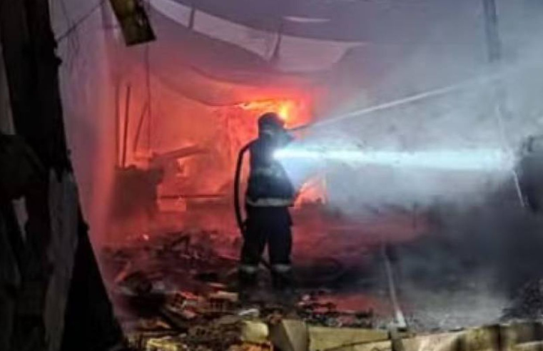 Incêndio destrói empresas e creche na zona leste de São Paulo