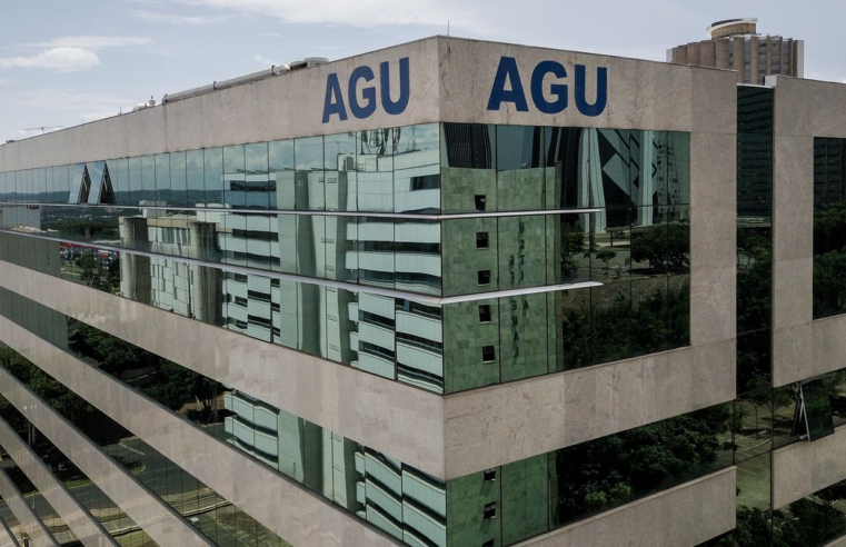 AGU defende que somente médicos podem realizar abortos legais