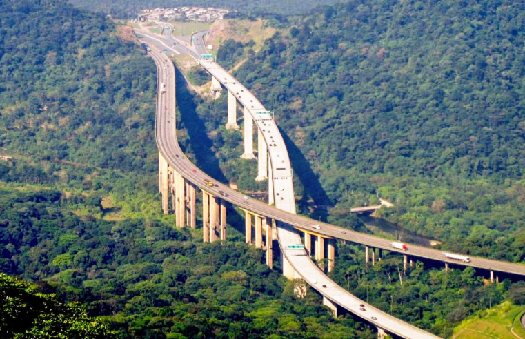 Imigrantes-Anchieta terá sistema free flow a partir de julho