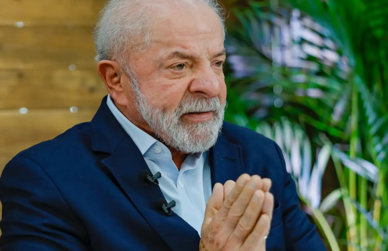 Lula pede mobilização contra "indústria de contar mentiras"
