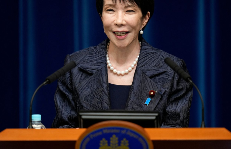Sanae Takaichi obtém vitória eleitoral histórica no Japão