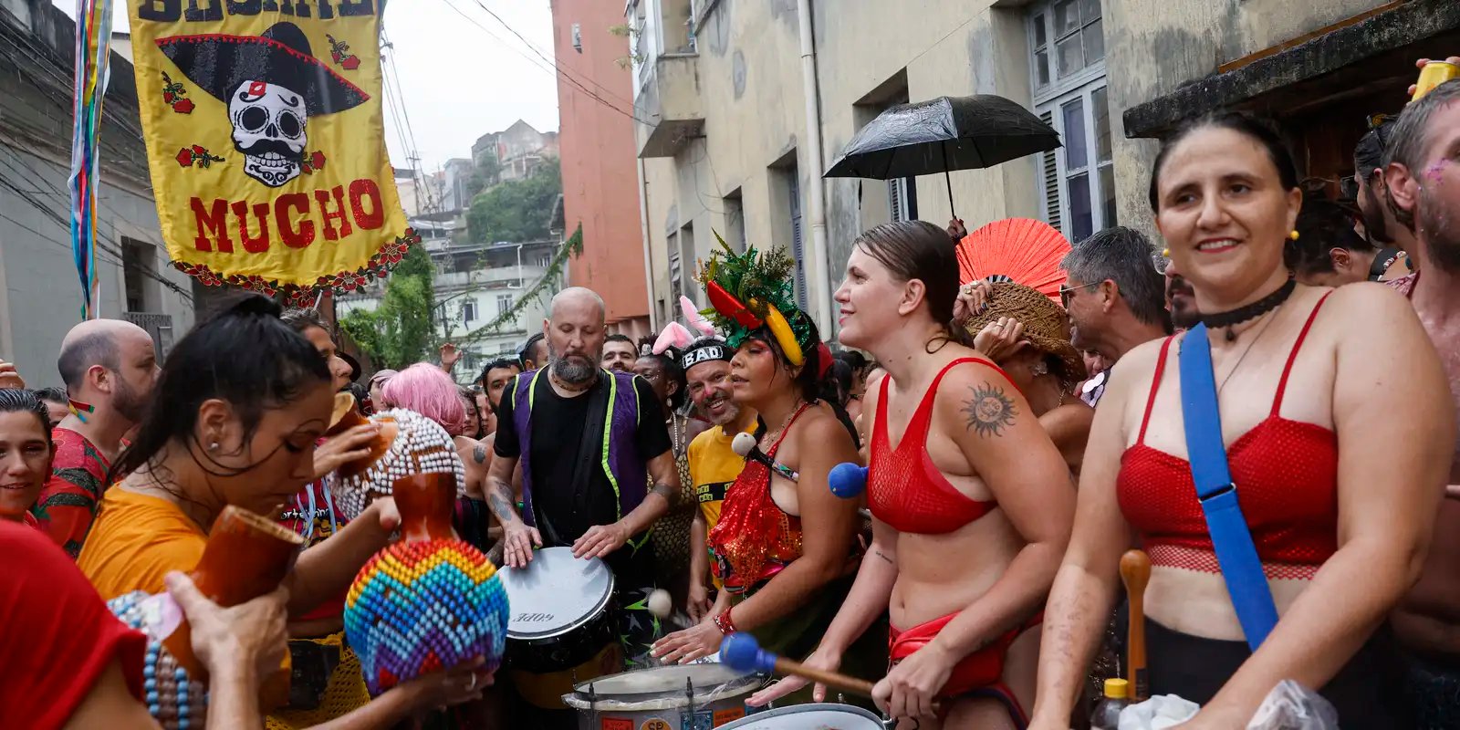 Bésame Mucho leva música latina às ladeiras do Morro da Providência