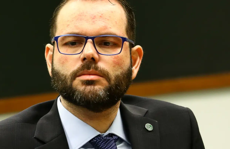 Relator no TSE vota contra cassação do senador Jorge Seif