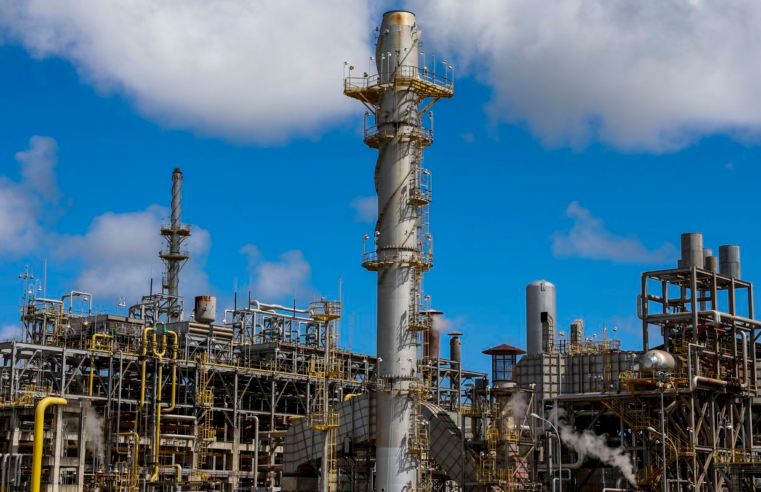 Câmara aprova redução de tributos para indústria química