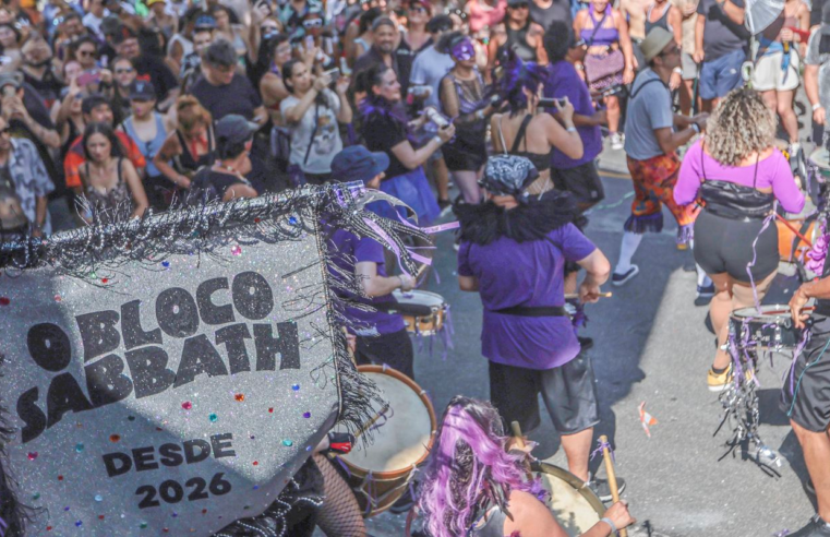 Em SP, bloco mistura clássicos do Black Sabbath com ritmos brasileiros