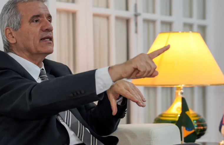 Embaixador de Cuba chama de genocídio medidas de Trump sobre petróleo