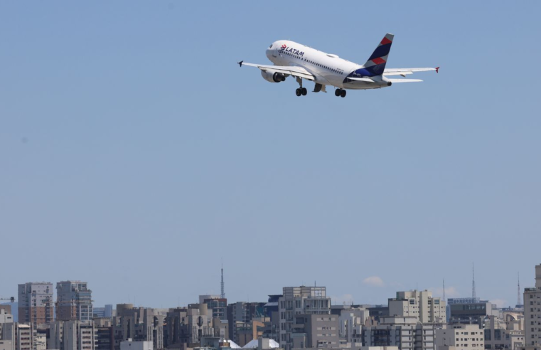 Greve na Argentina provoca alteração nos voos da Latam