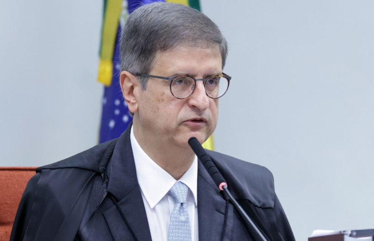 PGR apresenta parecer contrário à prisão domiciliar para Bolsonaro