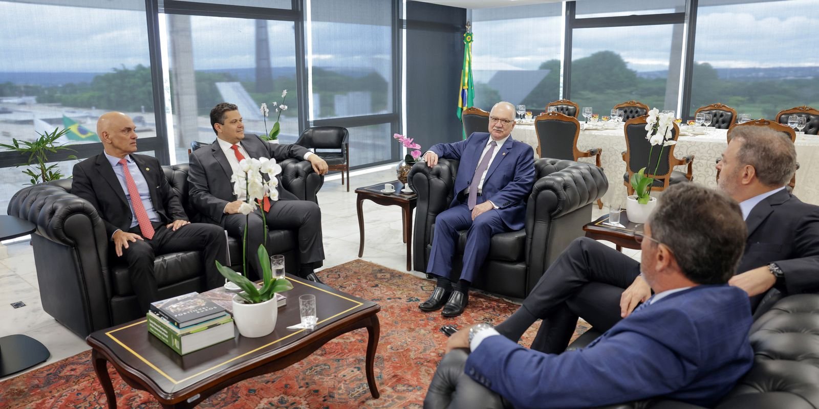 Penduricalhos: STF e Congresso fecham acordo para regra de transição