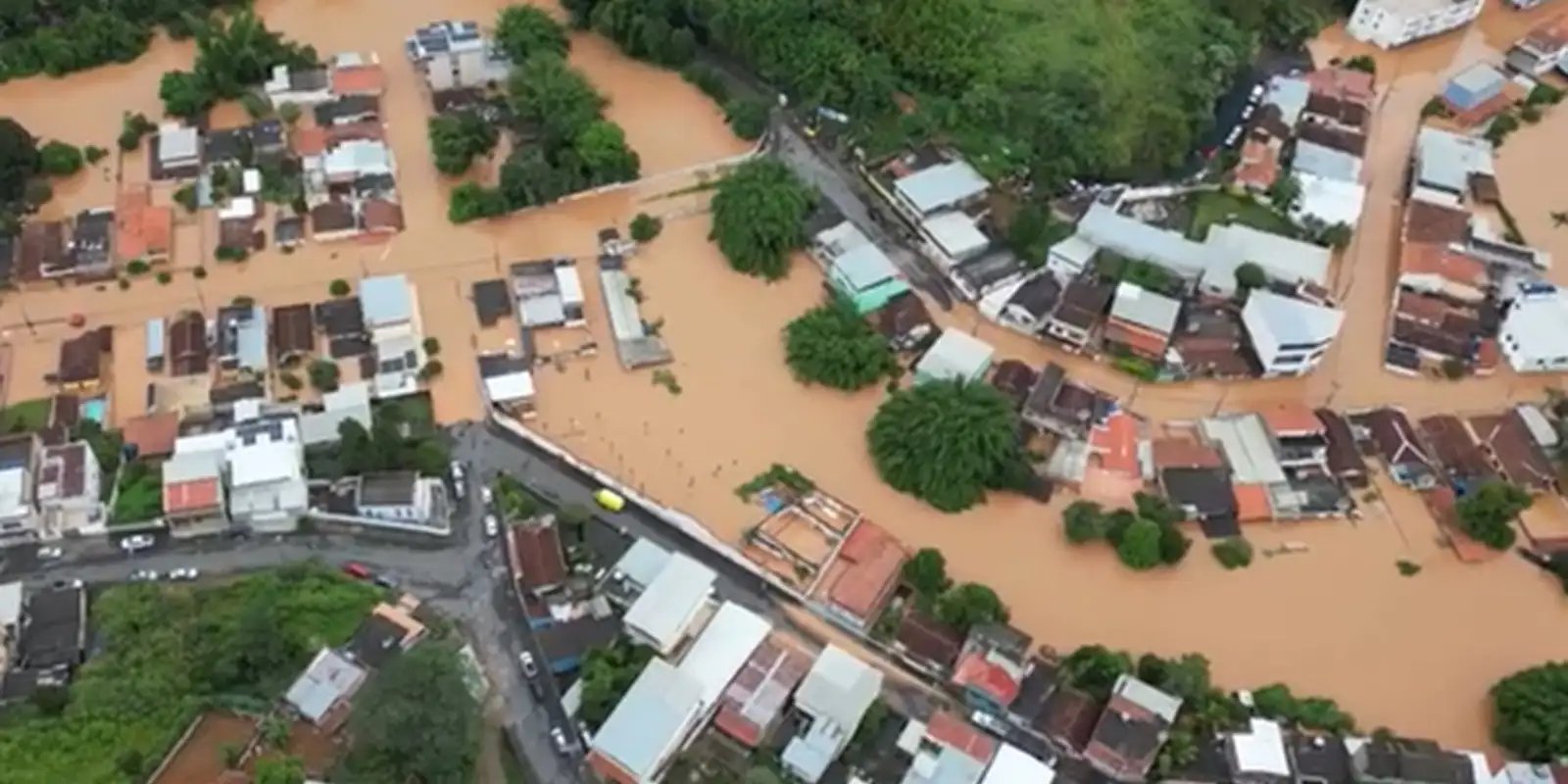 Soterrado, homem sobrevive com ajuda de amigo em Juiz de Fora