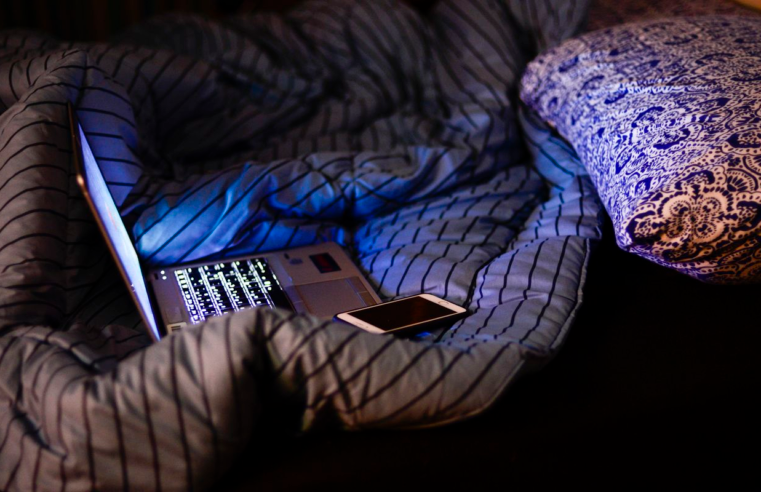 Violência sexual na internet atinge 1 em cada 5 adolescentes no Brasil