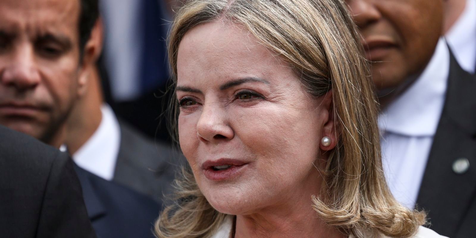 Gleisi confirma que deixa Secretaria de Relações Institucionais dia 31