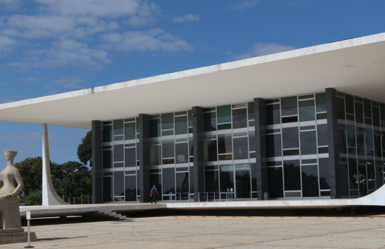 STF tem dois votos para negar novamente prisão domiciliar de Bolsonaro