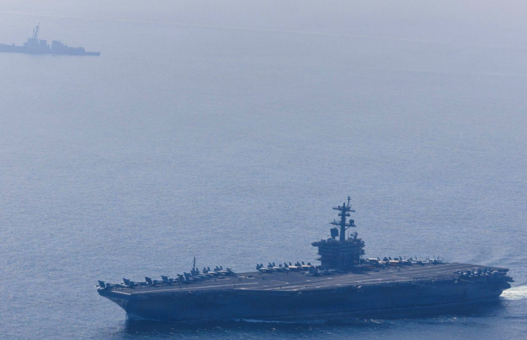 EUA nega que mísseis do Irã atingiram porta-aviões Abraham Lincoln