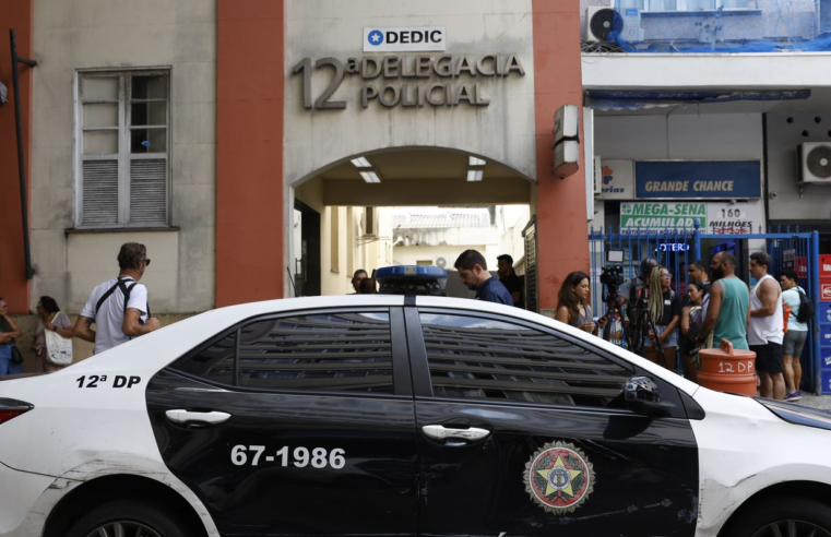 Adolescente envolvido em estupro coletivo no Rio se entrega à polícia