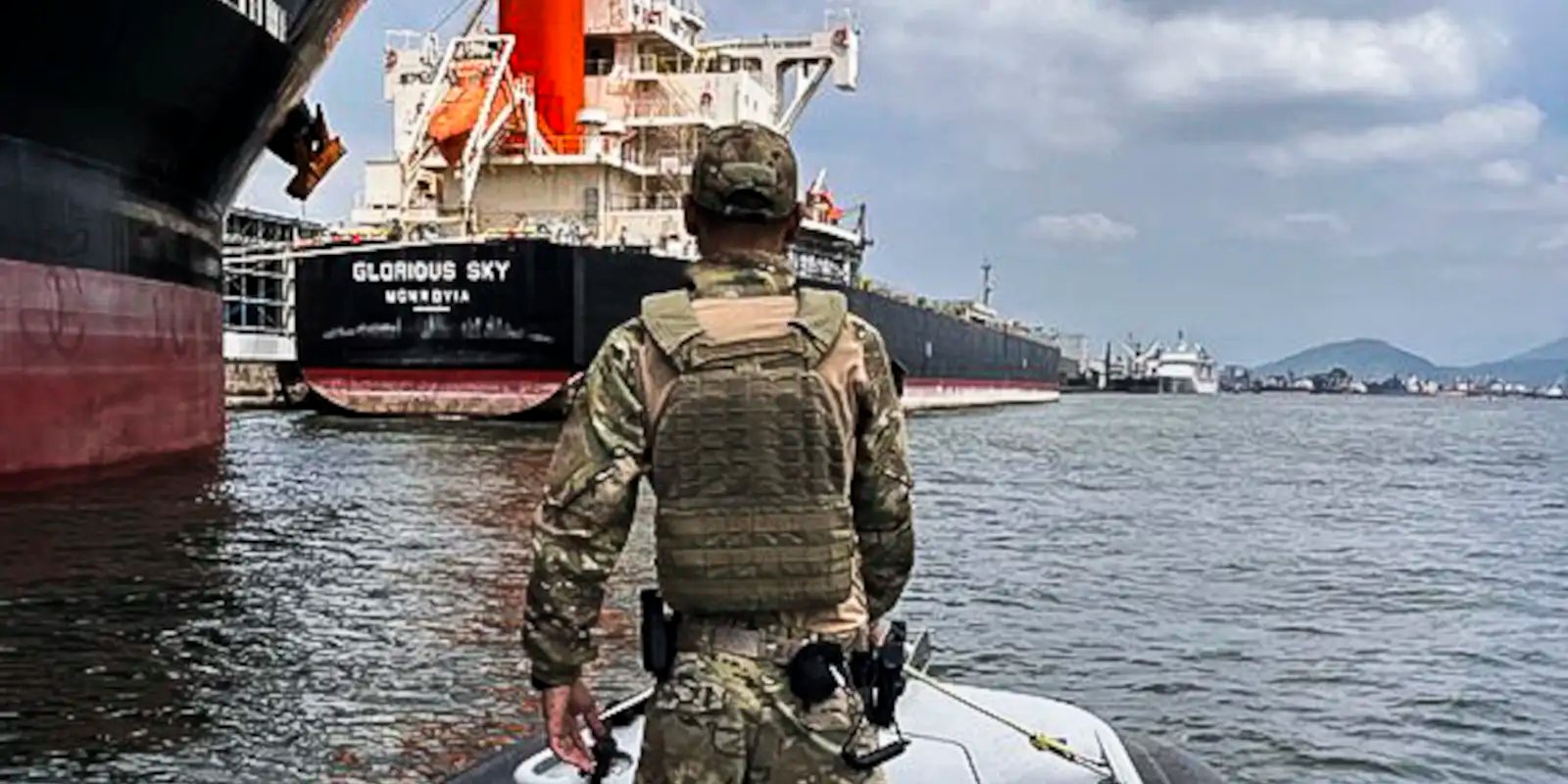 PF faz operação para combater tráfico de drogas no Porto de Santos