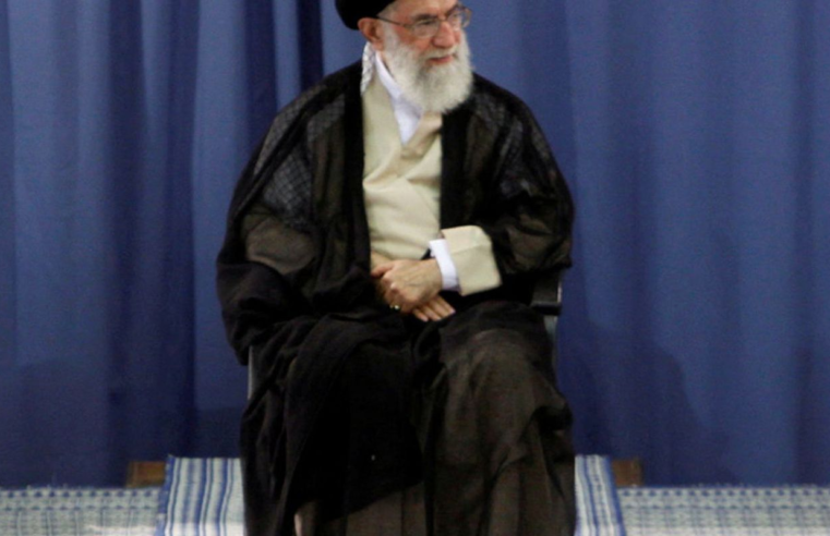 Chefe de Segurança do Irã diz que não haverá negociação com Trump