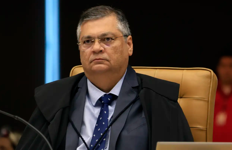 Dino defende STF e diz que Corte "acerta mais do que erra"
