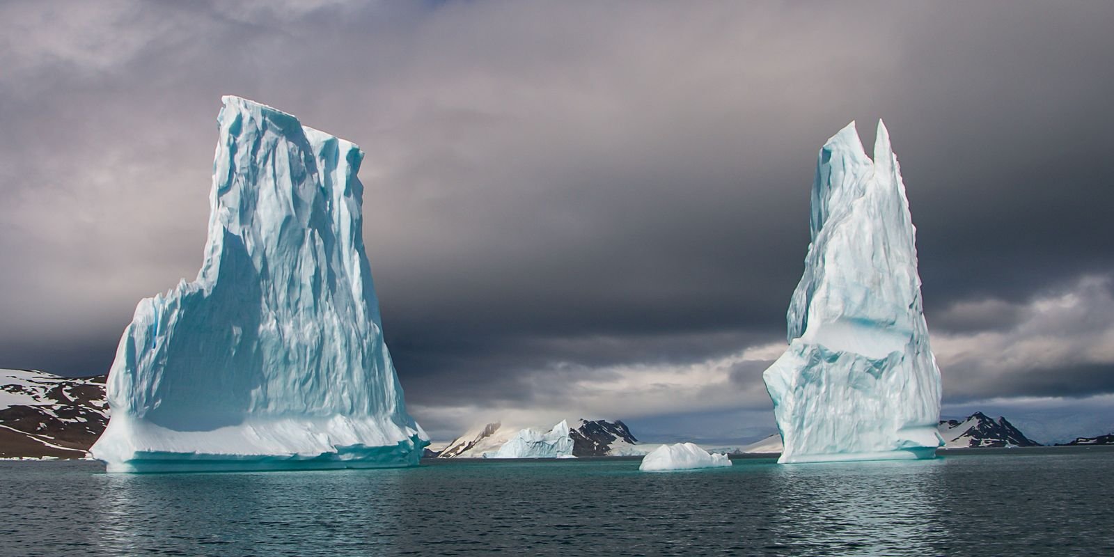 Estudo brasileiro alerta para degelo acelerado nas calotas polares